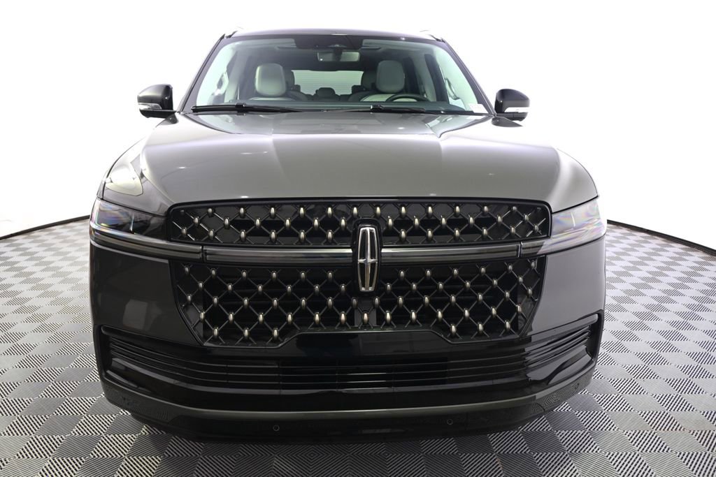 New 2026 Lincoln Navigator L Black Label image 10