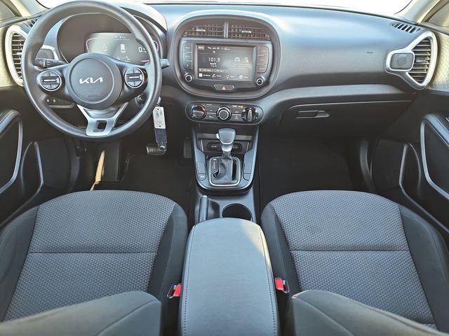 Used 2023 Kia Soul LX w/ Option Group 015 image 9