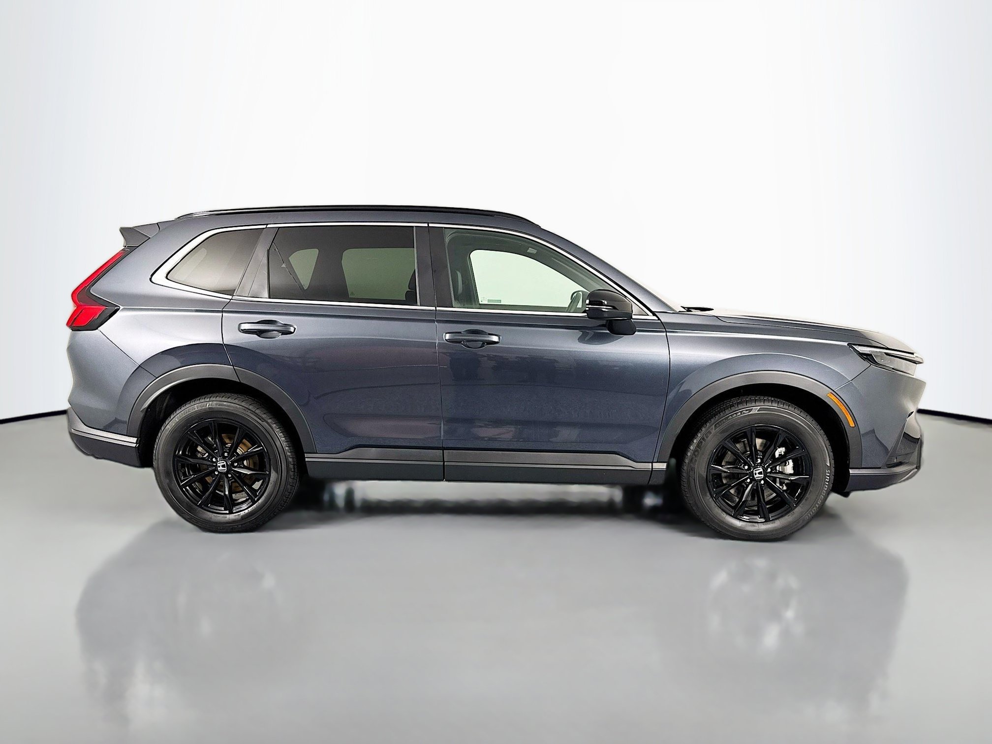 Certified 2024 Honda CR-V Sport-L image 4