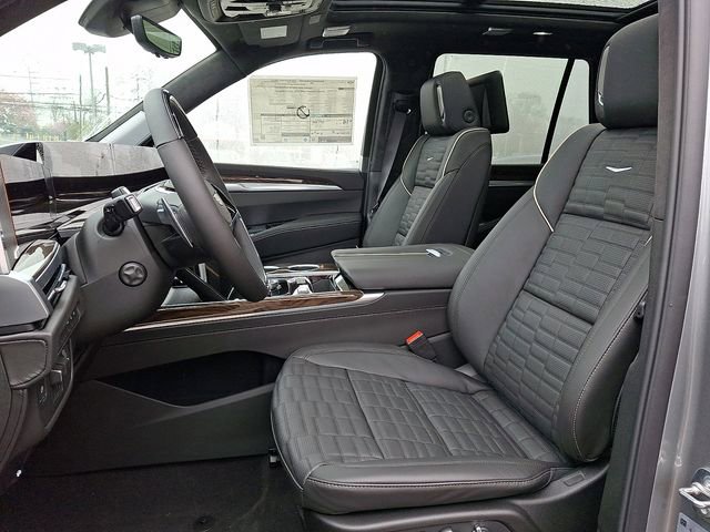 New 2026 Cadillac Escalade Platinum Sport w/ LPO, ONYX Package image 9