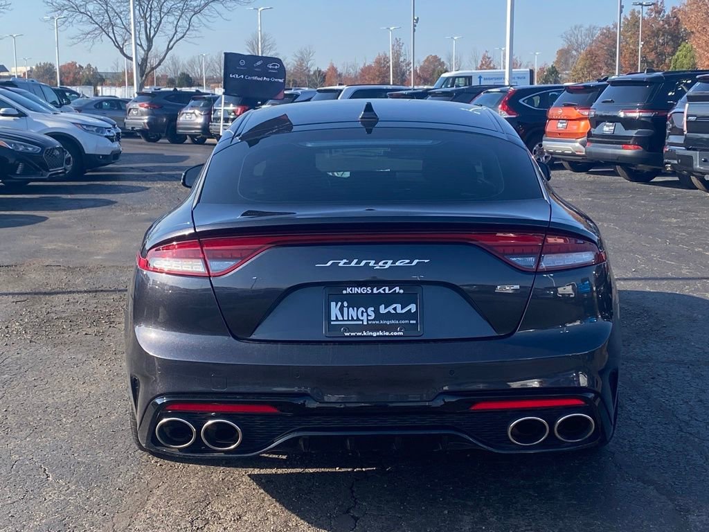 Certified 2023 Kia Stinger GT-Line image 6