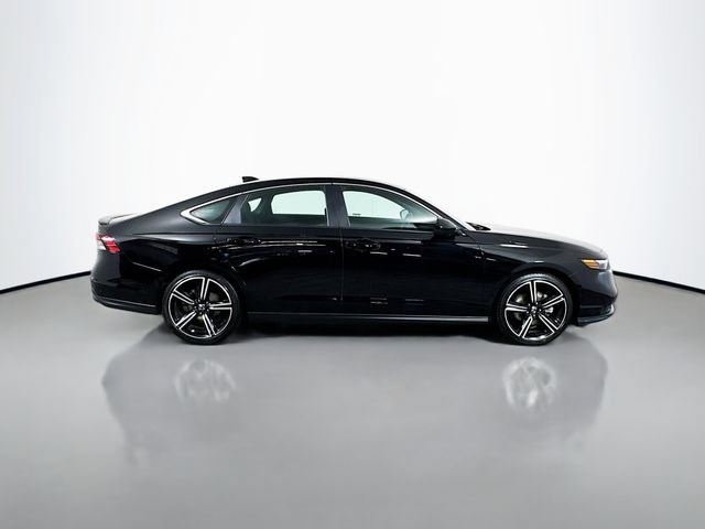 Used 2024 Honda Accord Sport image 9