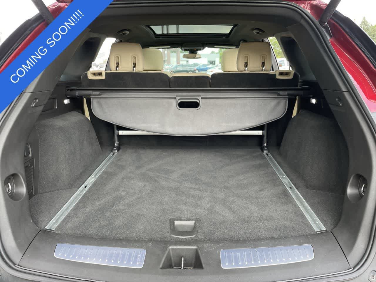 Used 2017 Cadillac XT5 Luxury w/ Driver Awareness Package AWD/4WD image 16