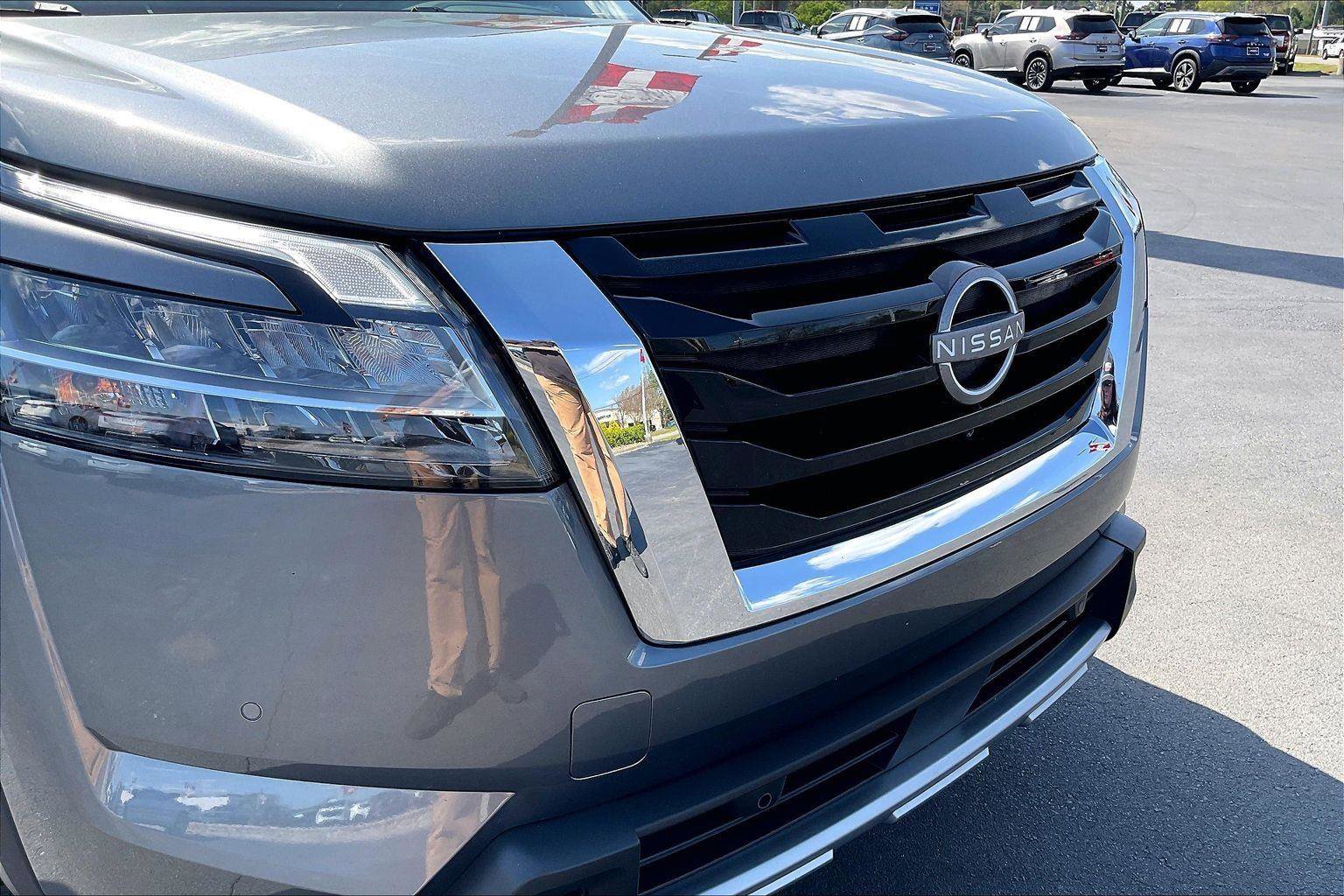 Certified 2024 Nissan Pathfinder SL w/ SL Premium Package AWD/4WD image 31