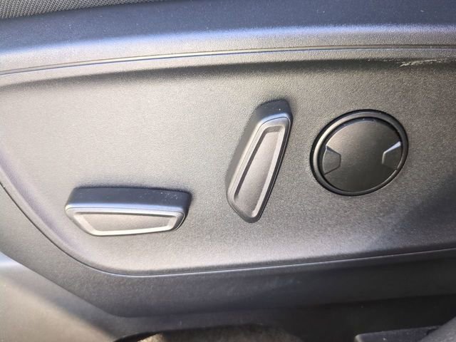 Certified 2025 Ford Escape ST-Line w/ Equipment Group 301A FWD image 19
