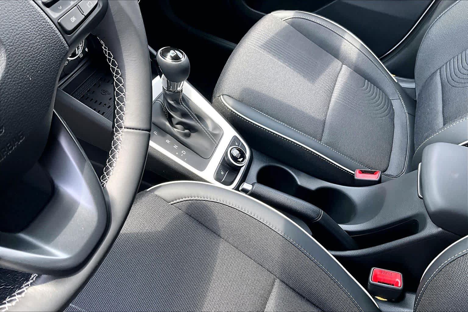 New 2026 Hyundai Venue SEL FWD image 11