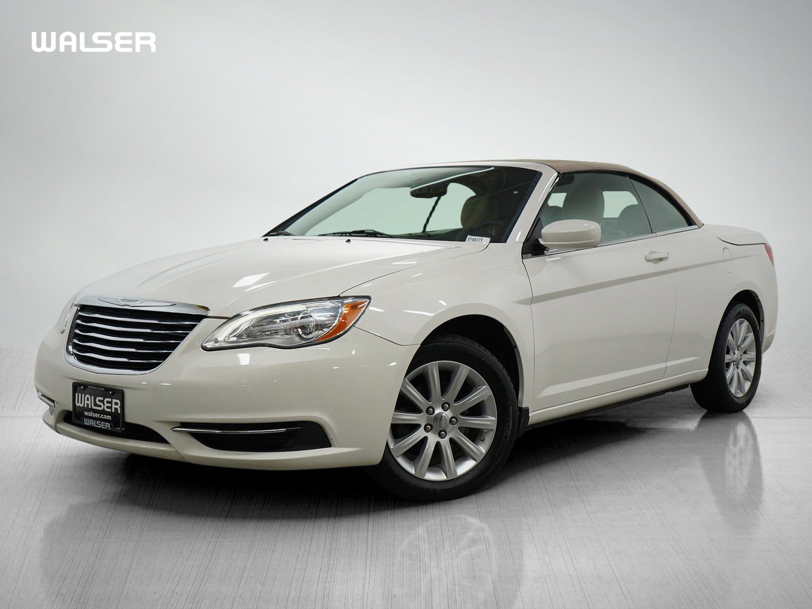Used 2011 Chrysler 200 Touring FWD video 1