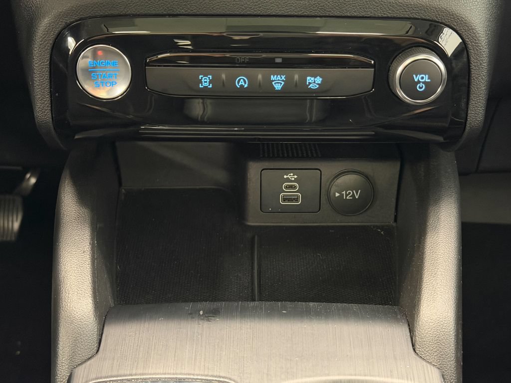 Used 2025 Ford Escape Active w/ Tech Pack #1 FWD image 19