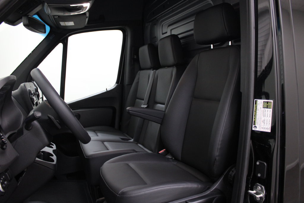 New 2024 Mercedes-Benz Sprinter 2500 image 21