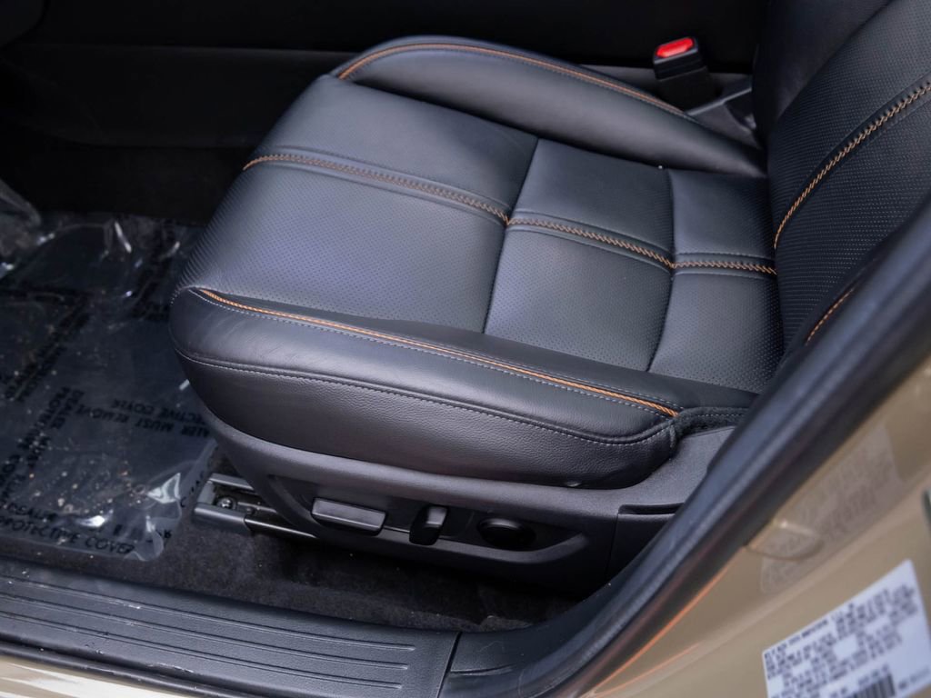 Used 2024 MAZDA CX-50 AWD 2.5 Turbo w/ Weather Package image 14