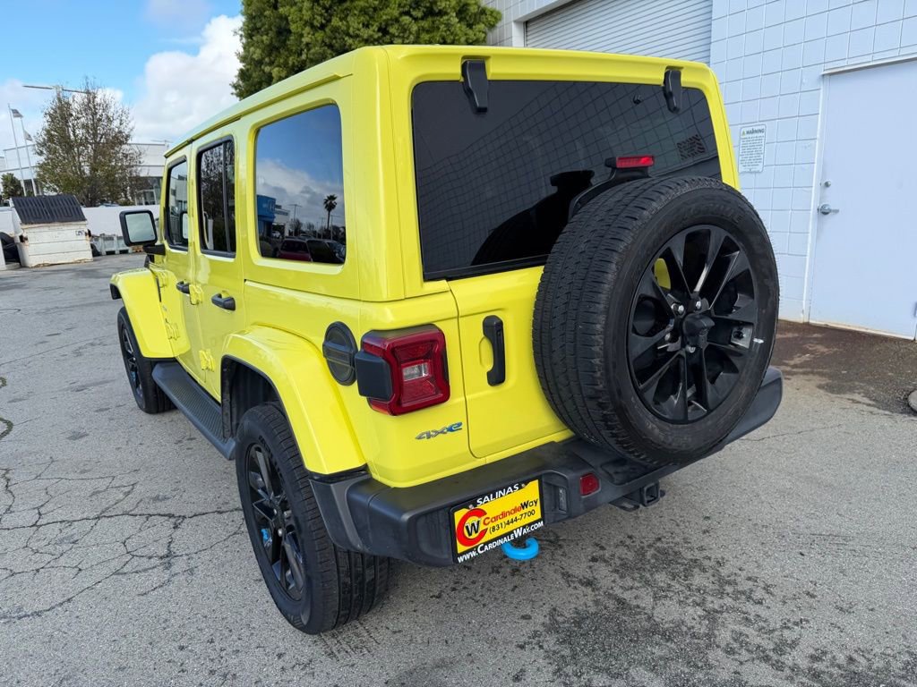 Used 2023 Jeep Wrangler Unlimited Sahara w/ Cold Weather Group image 3