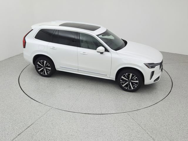 New 2026 Volvo XC90 B5 Core image 14