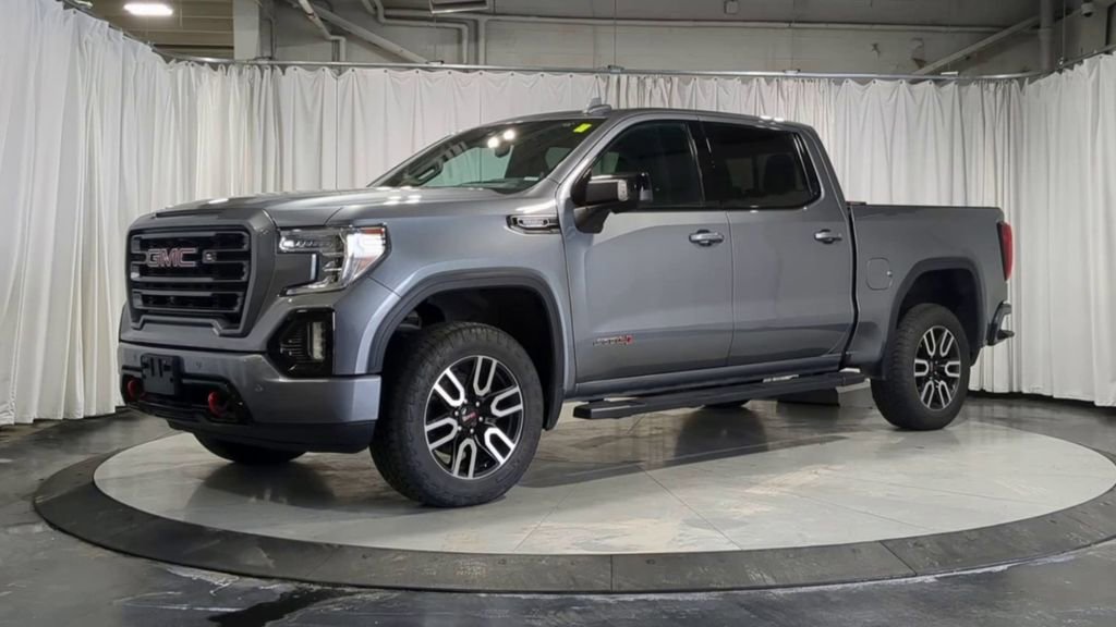 Used 2020 GMC Sierra 1500 AT4 w/ AT4 Premium Package AWD/4WD image 4