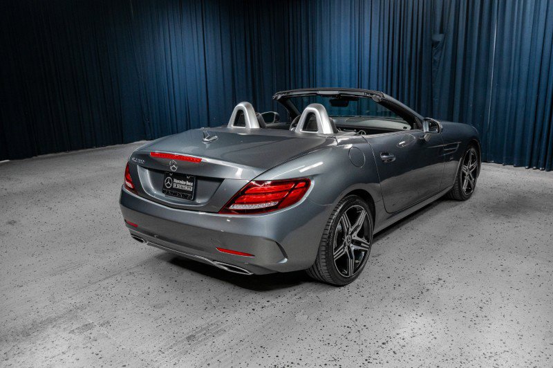 Used 2020 Mercedes-Benz SLC 300 image 9
