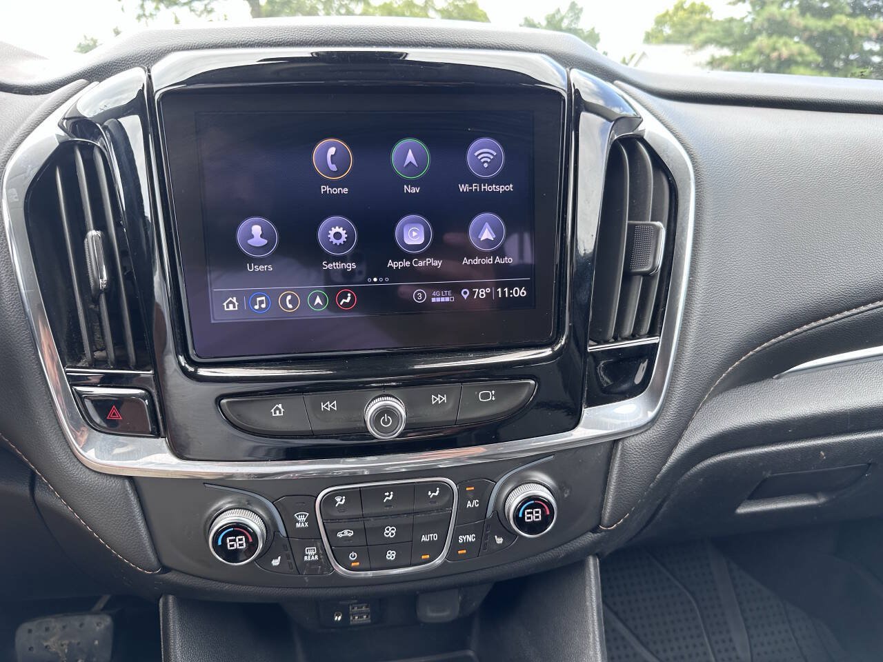Used 2020 Chevrolet Traverse RS w/ LPO, Floor Liner Package AWD/4WD image 23