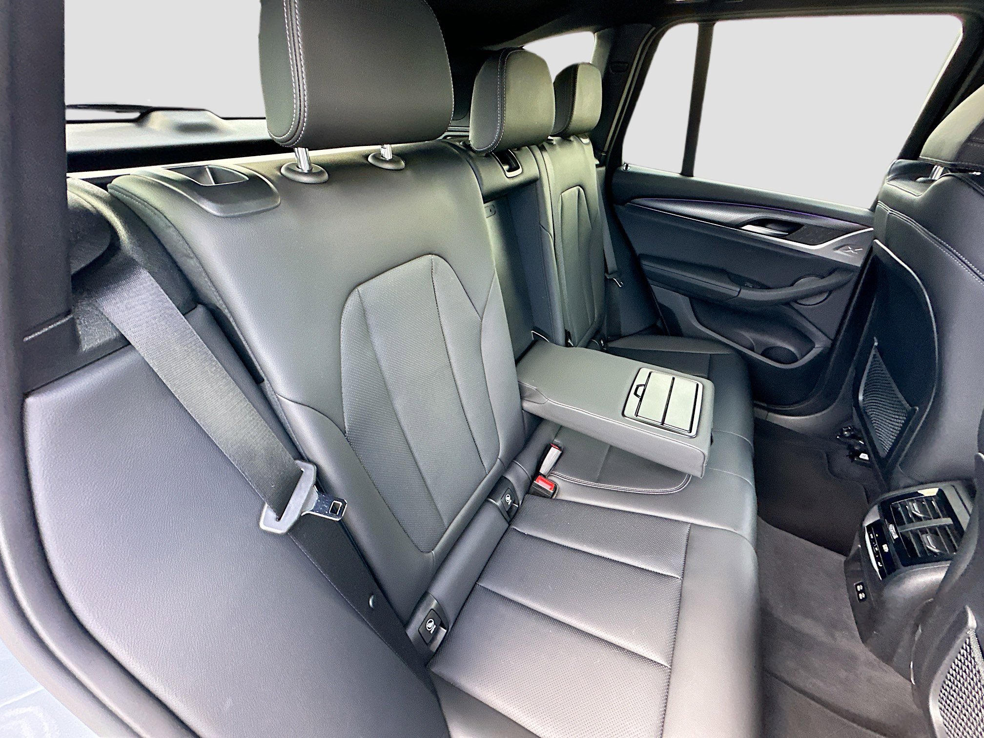 Used 2023 BMW X3 xDrive30i w/ M Sport Package image 30