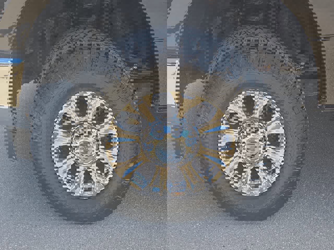 Used 2019 Ford F250 XLT w/ XLT Premium Package image 16