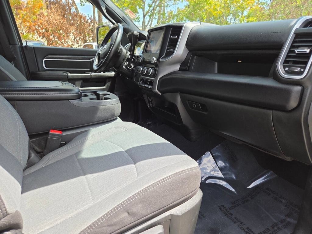 Used 2024 RAM 3500 Big Horn AWD/4WD image 10