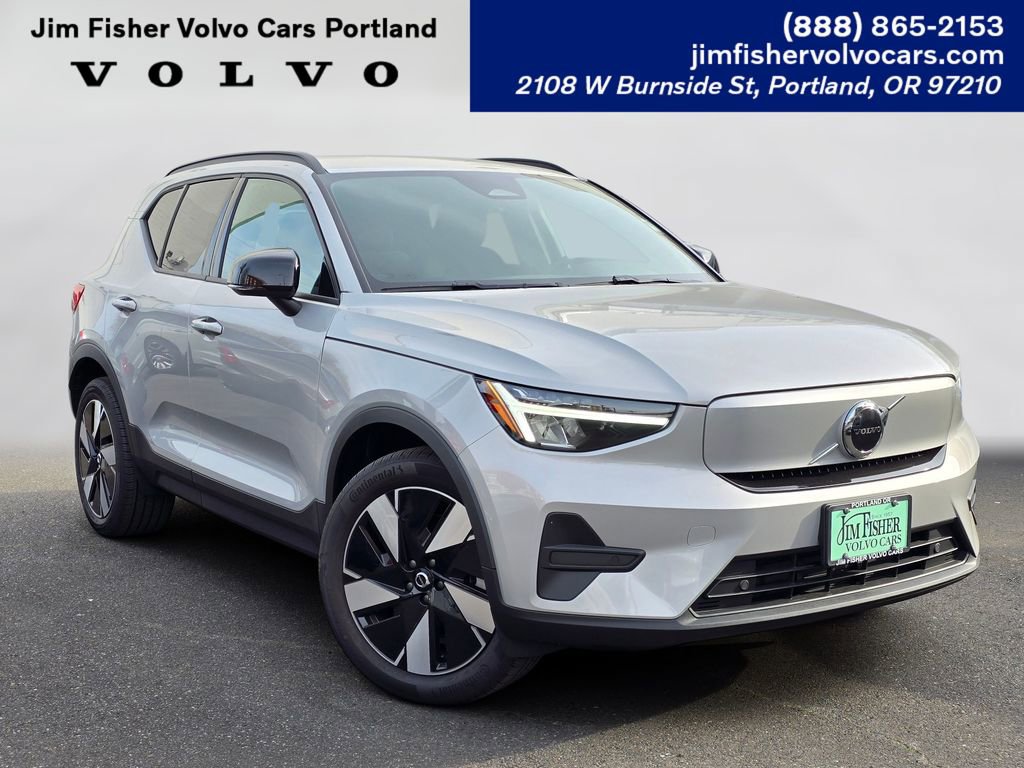 New 2025 Volvo EX40 Core w/ Climate Package RWD image 1