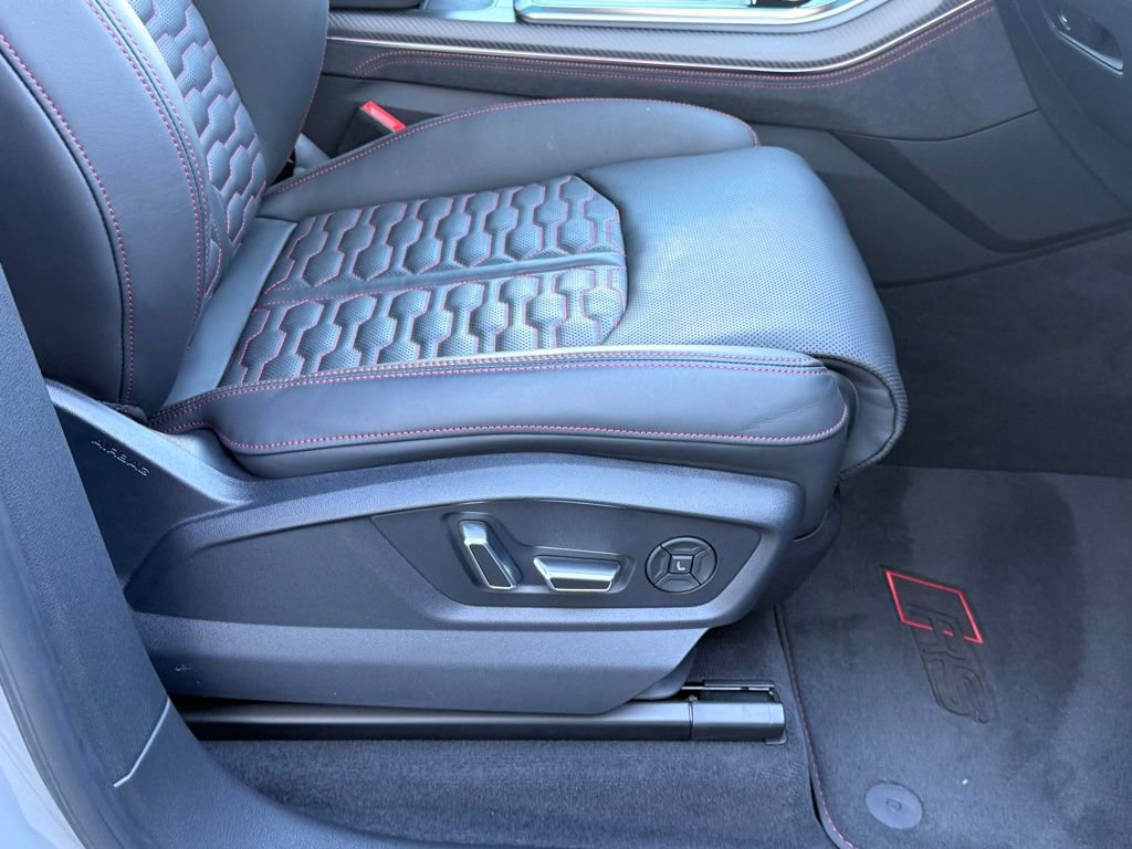 Used 2024 Audi RS Q8 w/ Black Optic Package image 62