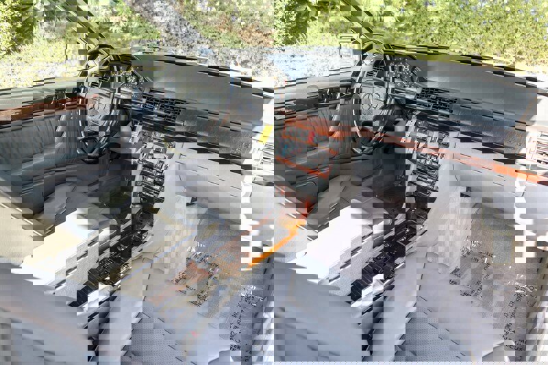 Used 1995 Mercedes-Benz E 320 Convertible image 53