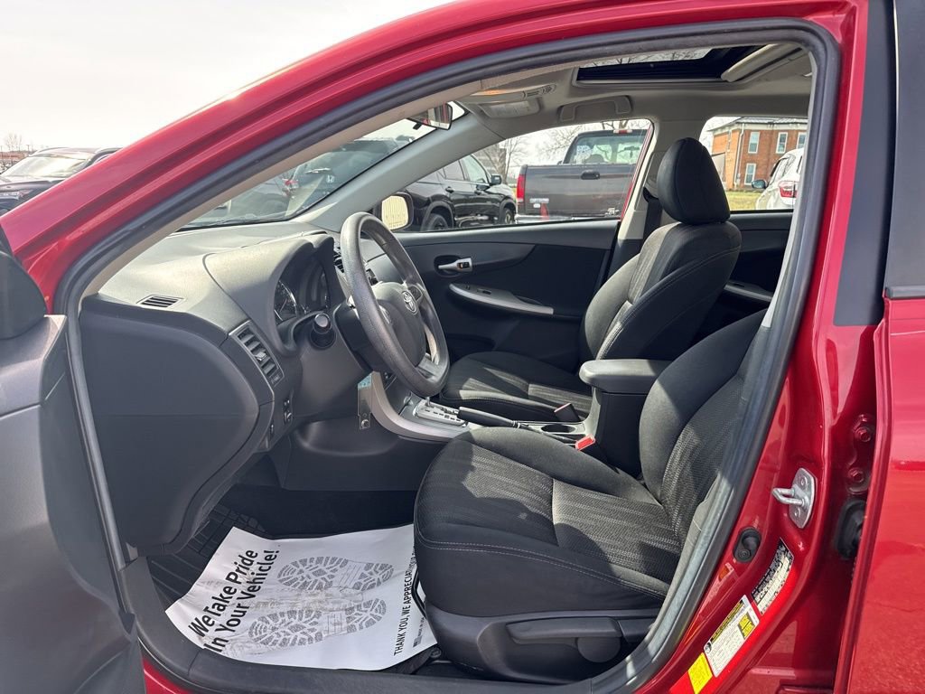 Used 2013 Toyota Corolla S w/ Premium Pkg image 30