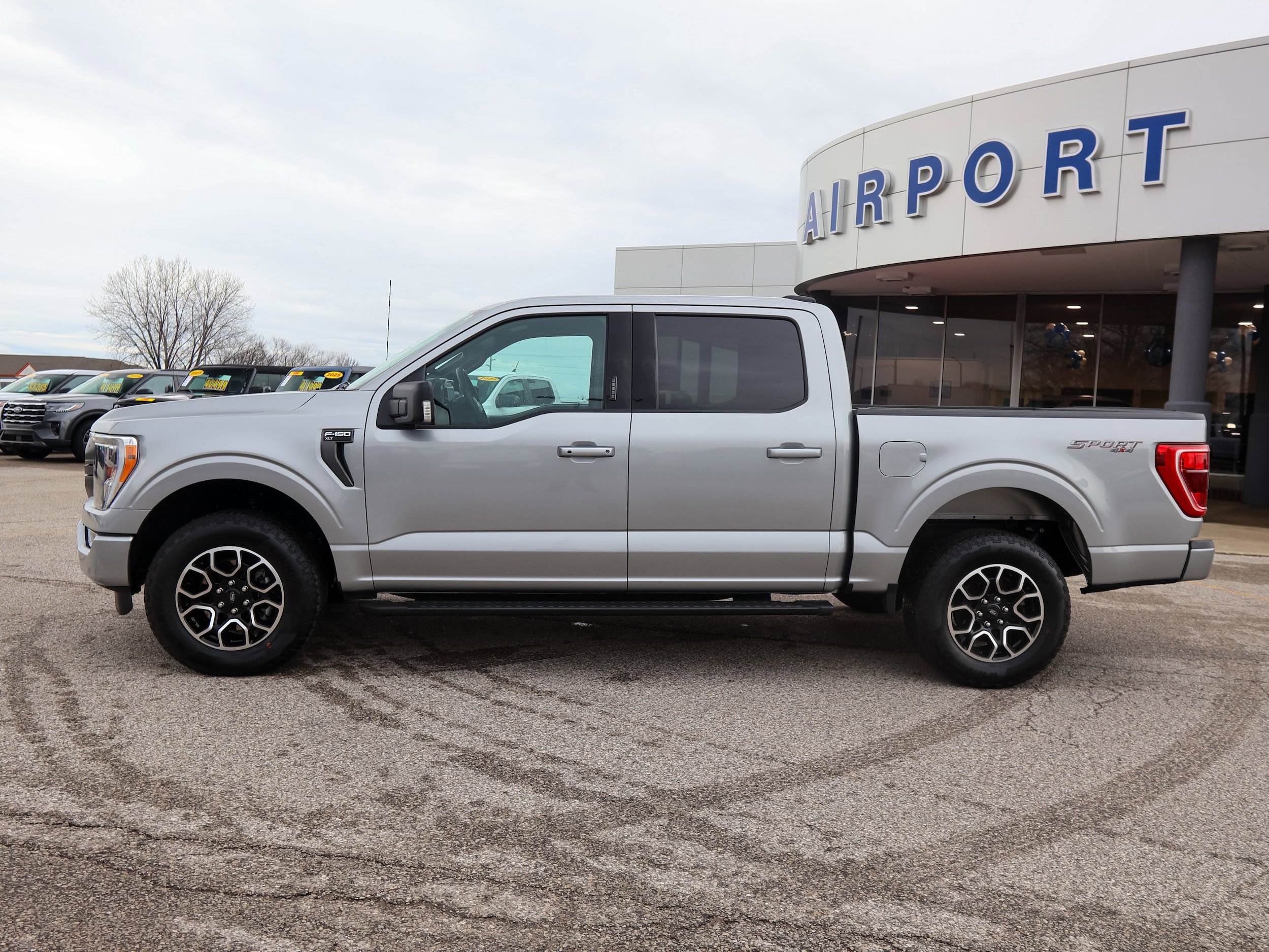 Used 2023 Ford F150 XLT w/ Equipment Group 302A High AWD/4WD image 2