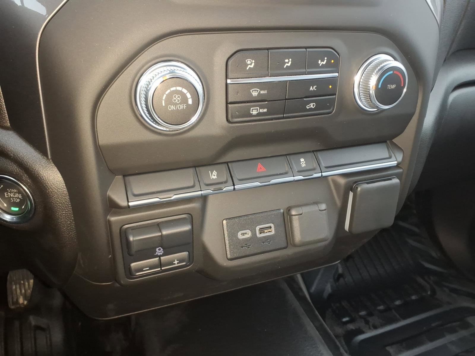 New 2025 GMC Sierra 3500 Pro w/ Convenience Package image 15