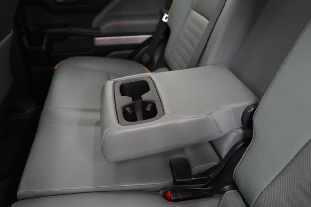 Used 2025 Toyota 4Runner Trailhunter AWD/4WD image 47
