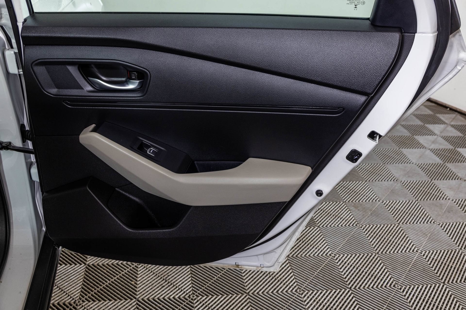Used 2025 Honda Accord SE image 42