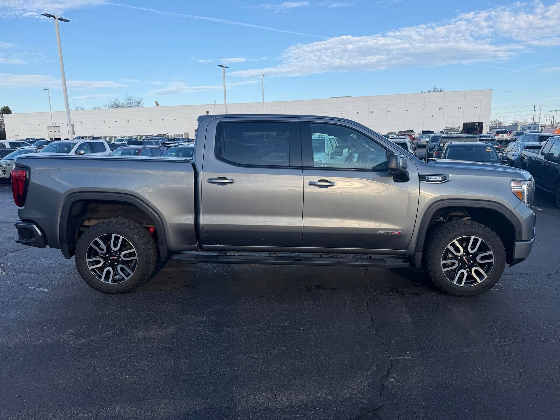 Used 2021 GMC Sierra 1500 AT4 image 5