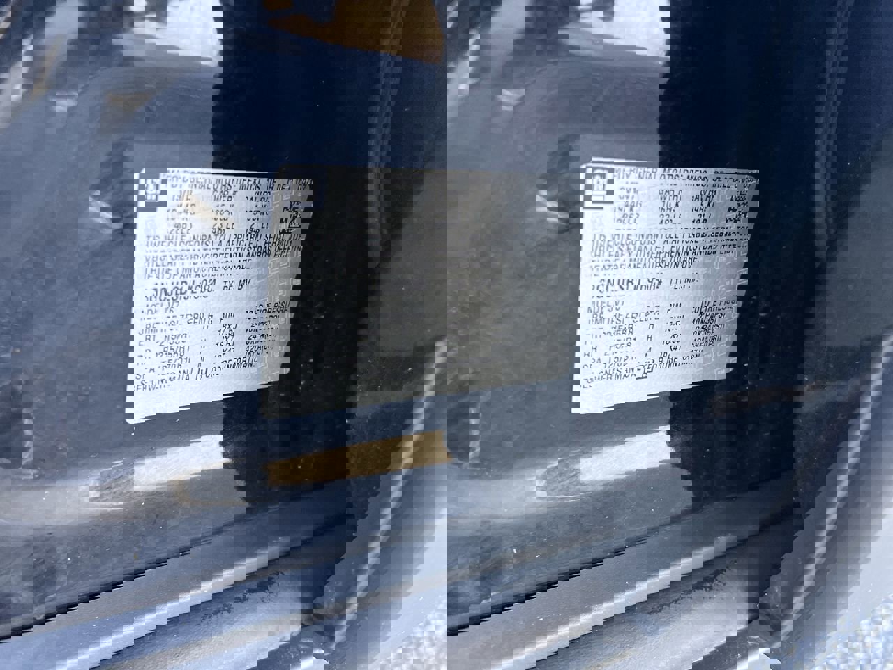 Used 2018 Chevrolet Trax LT w/ Redline Edition image 36