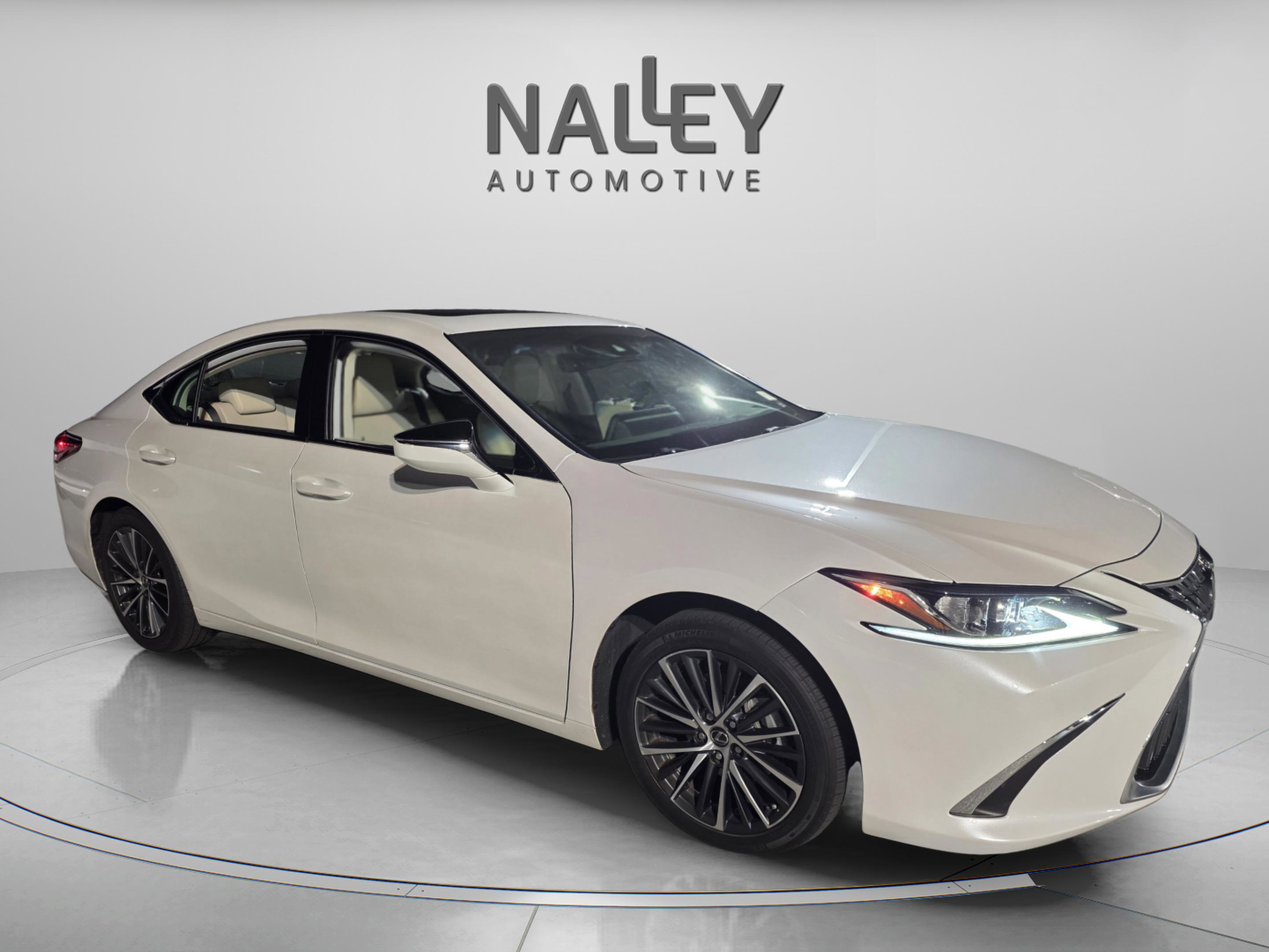 Used 2023 Lexus ES 350 w/ Premium Package image 7