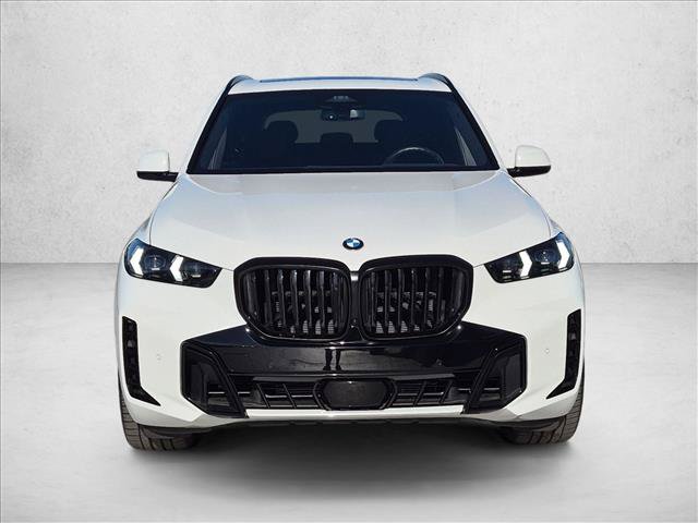 Used 2025 BMW X5 sDrive40i w/ M Sport Package RWD image 2