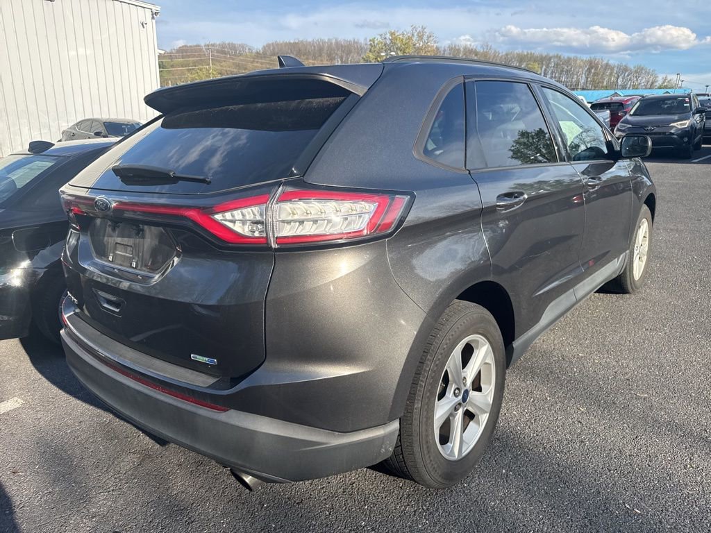 Used 2016 Ford Edge SE w/ Cargo Accessory Package image 4