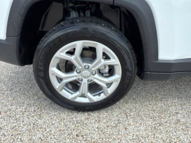 Certified 2024 Jeep Compass Sport AWD/4WD image 32