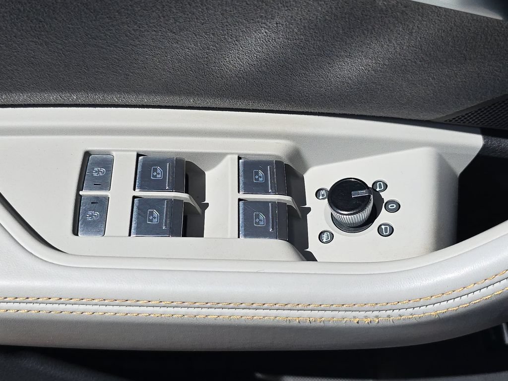 Certified 2024 Audi Q8 e-tron Prestige AWD/4WD image 22