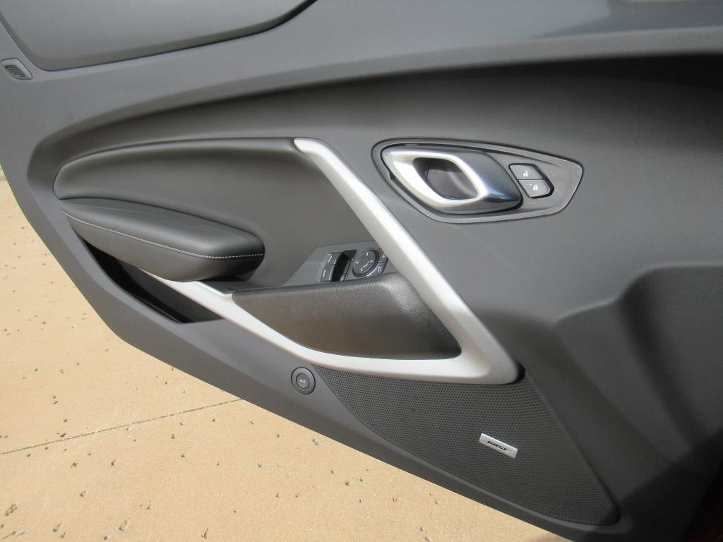 Used 2021 Chevrolet Camaro LT w/ RS Package image 23