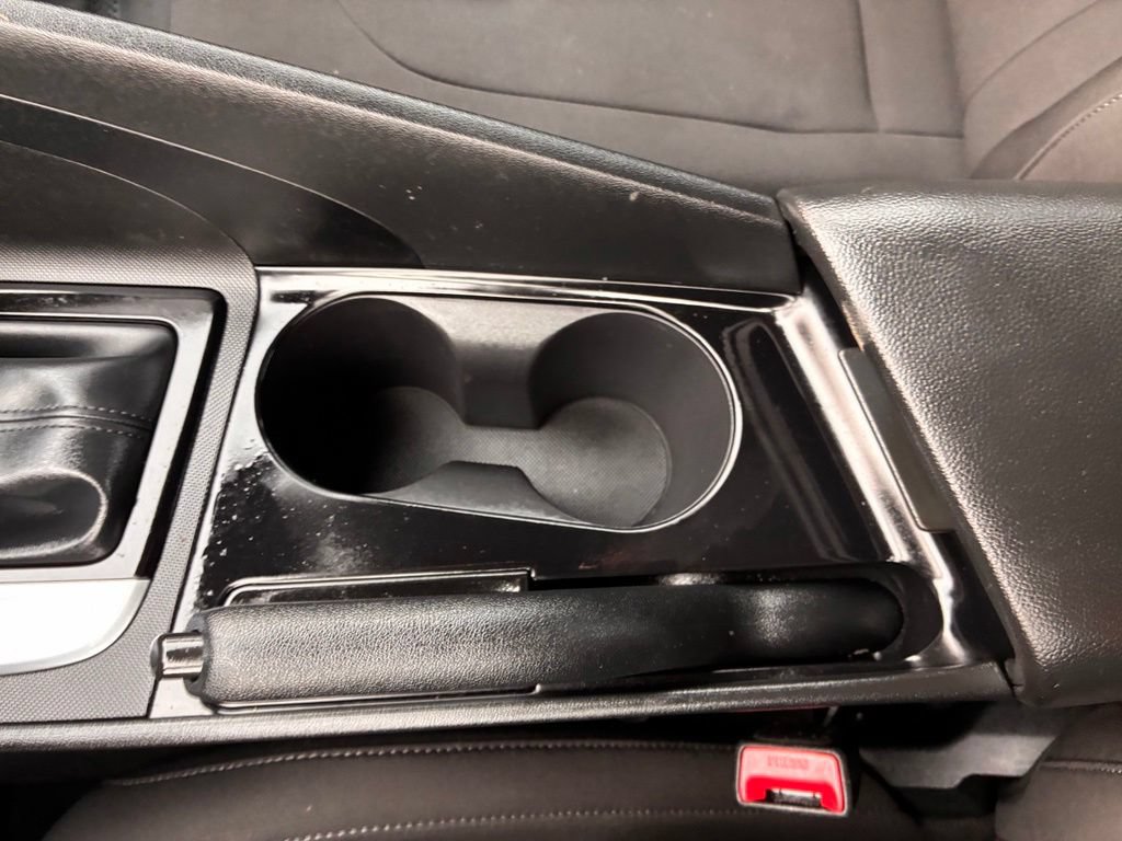 Used 2022 Hyundai Elantra SEL FWD image 34