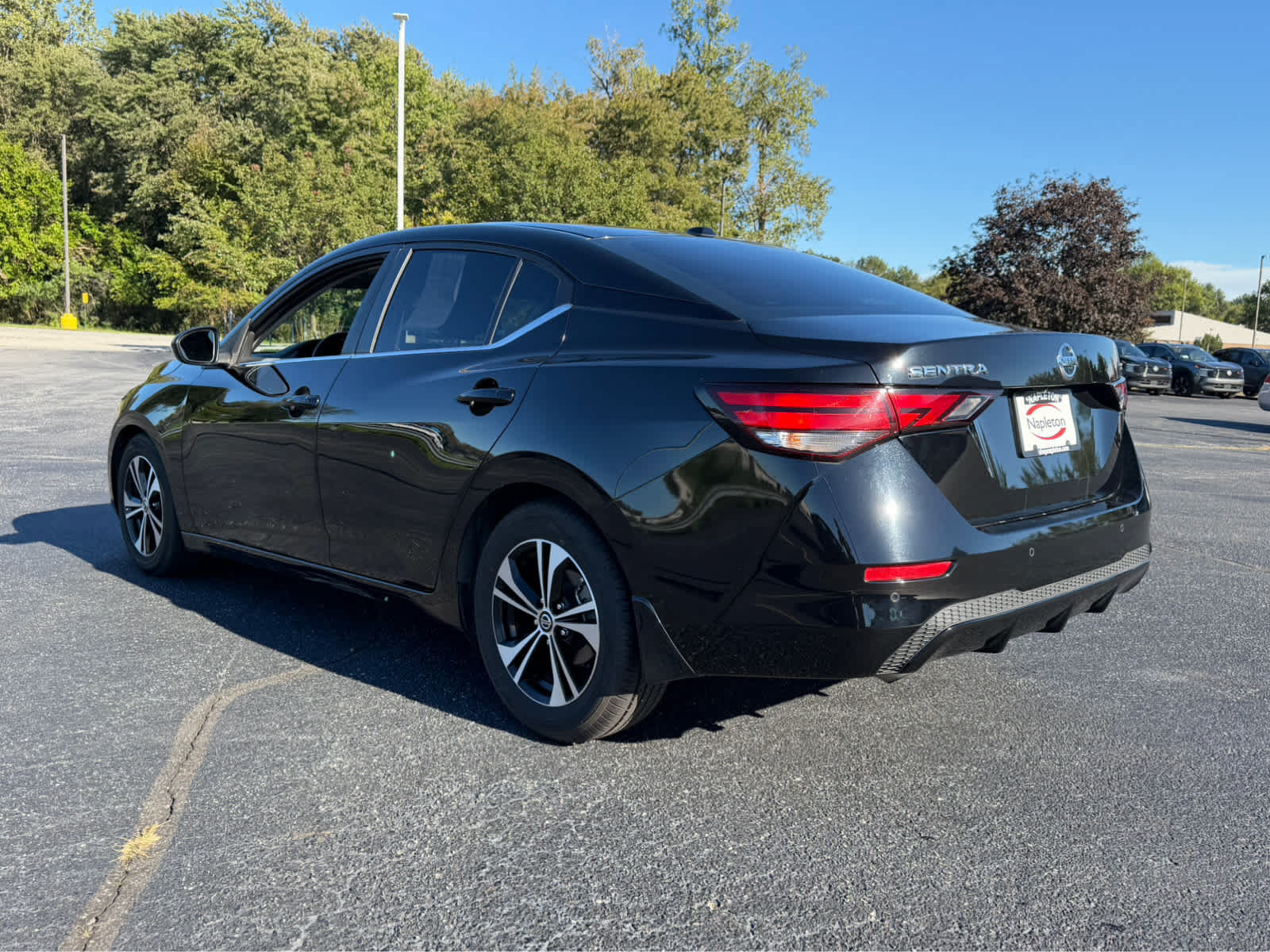 Used 2022 Nissan Sentra SV w/ Trunk Package FWD image 5