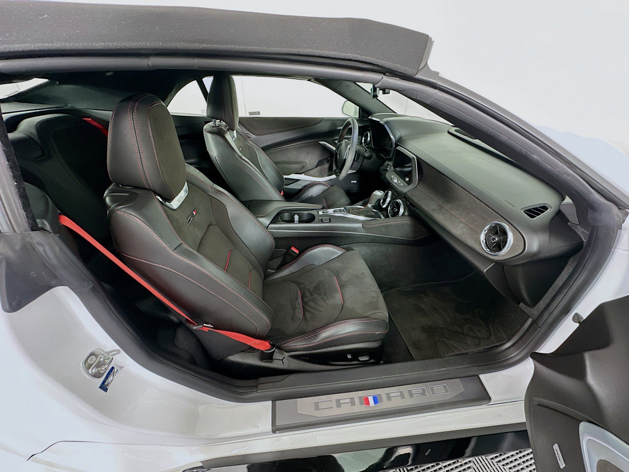 Used 2017 Chevrolet Camaro ZL1 image 28