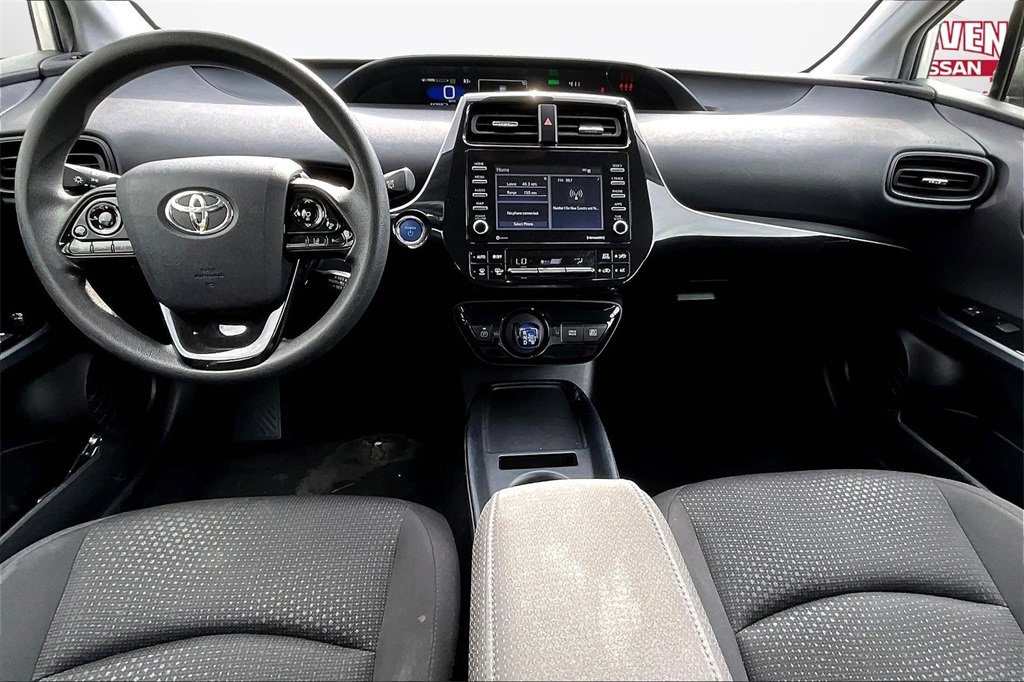 Used 2022 Toyota Prius L Eco image 7