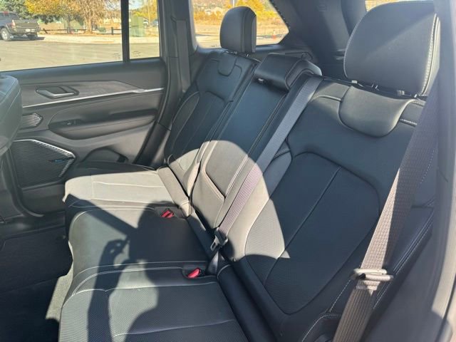 Certified 2025 Jeep Grand Cherokee Overland image 17