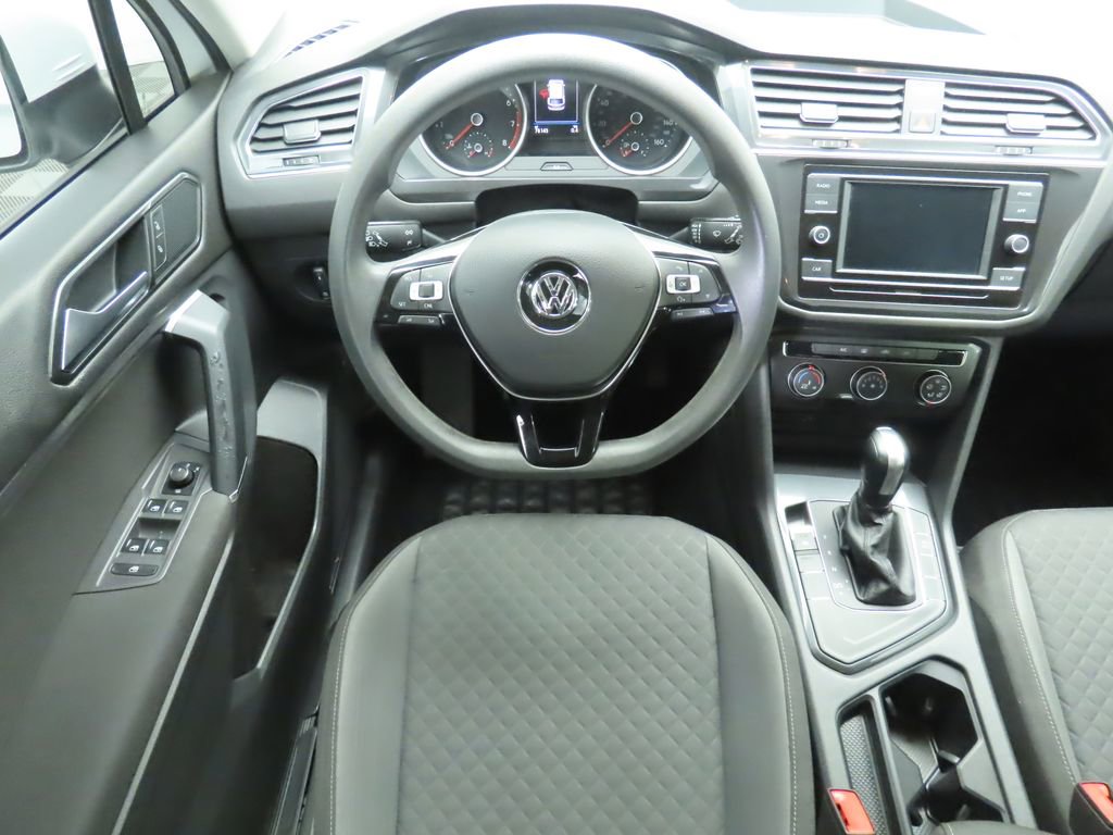 Used 2018 Volkswagen Tiguan S image 10