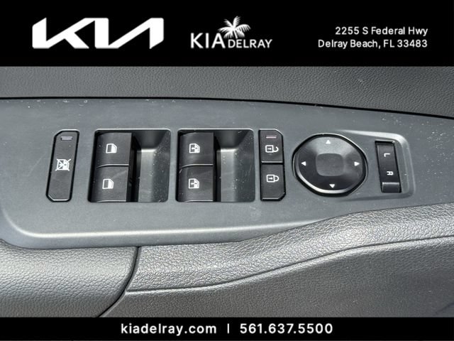 Used 2026 Kia Sportage EX w/ EX Panorama Roof Package FWD image 16