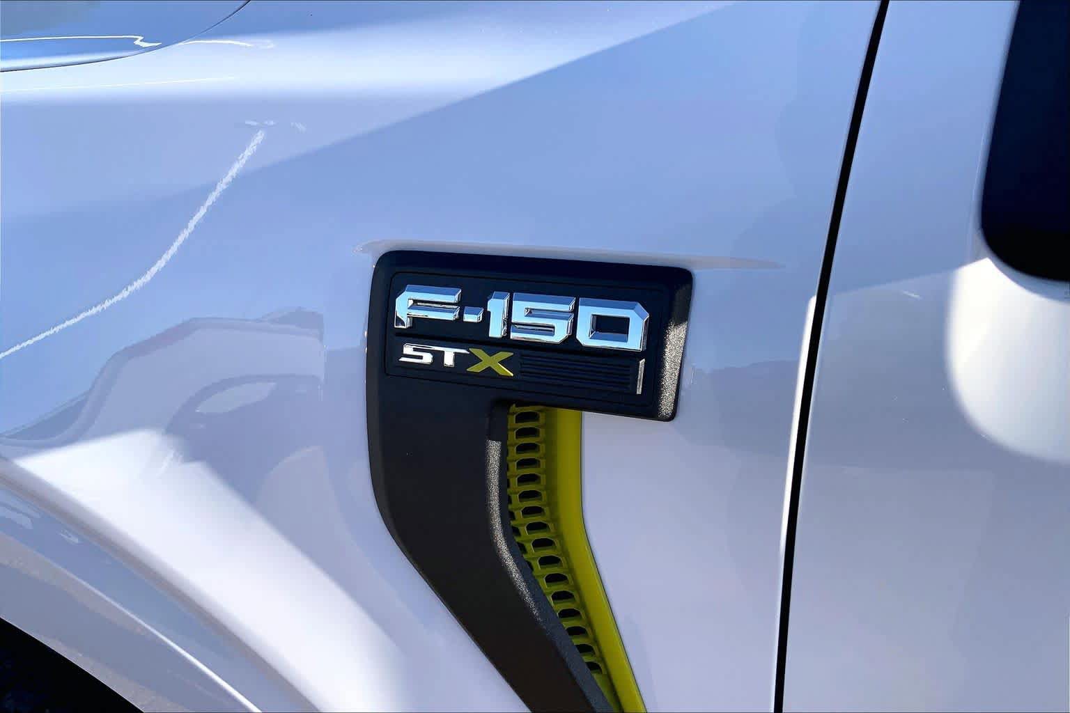 Certified 2025 Ford F150 STX AWD/4WD image 31