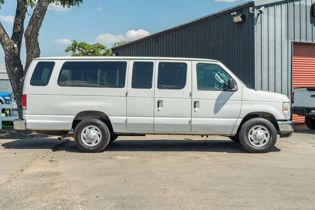 Used 2014 Ford E-350 and Econoline 350 XLT RWD image 7