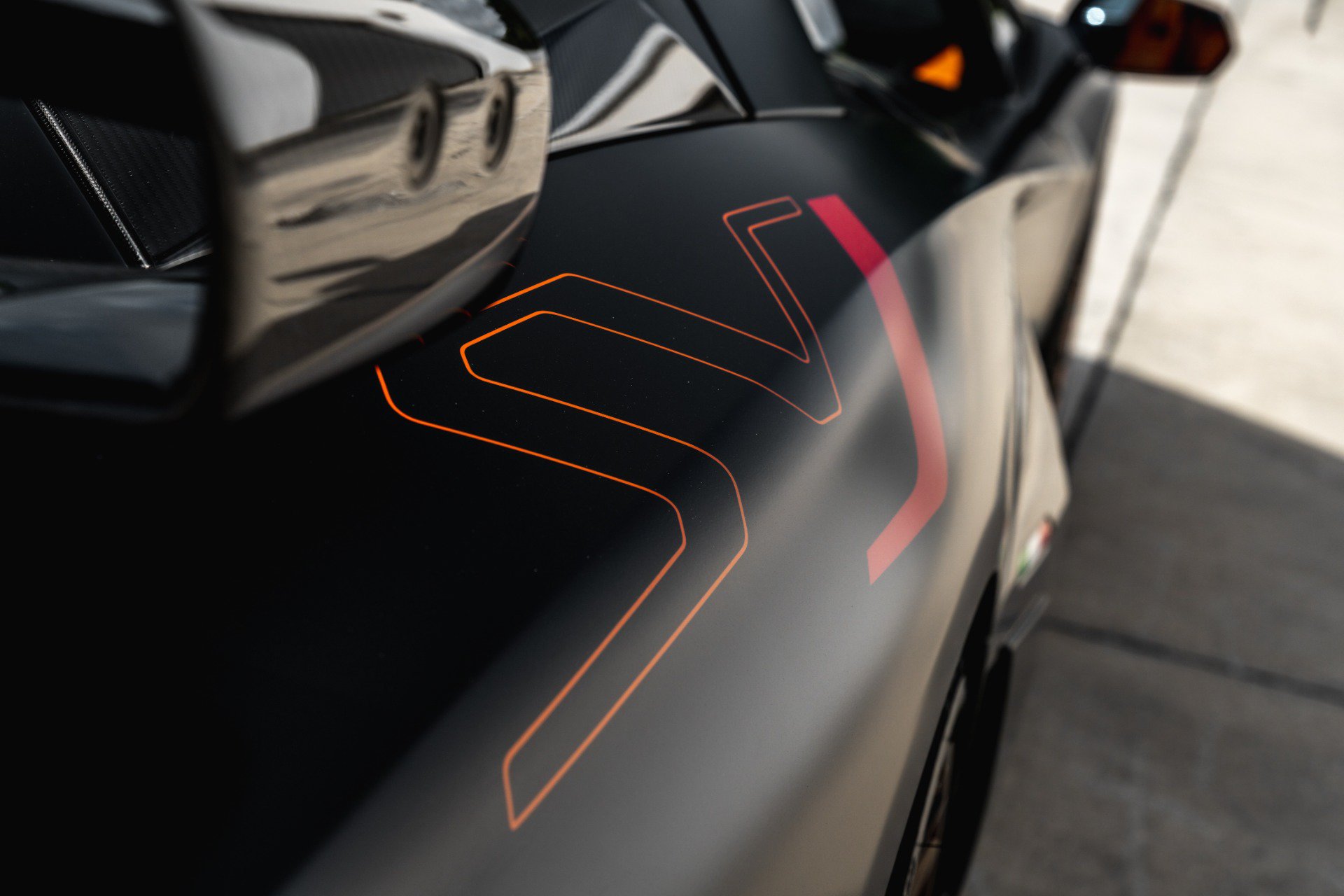 Used 2020 Lamborghini Aventador SVJ AWD/4WD image 28