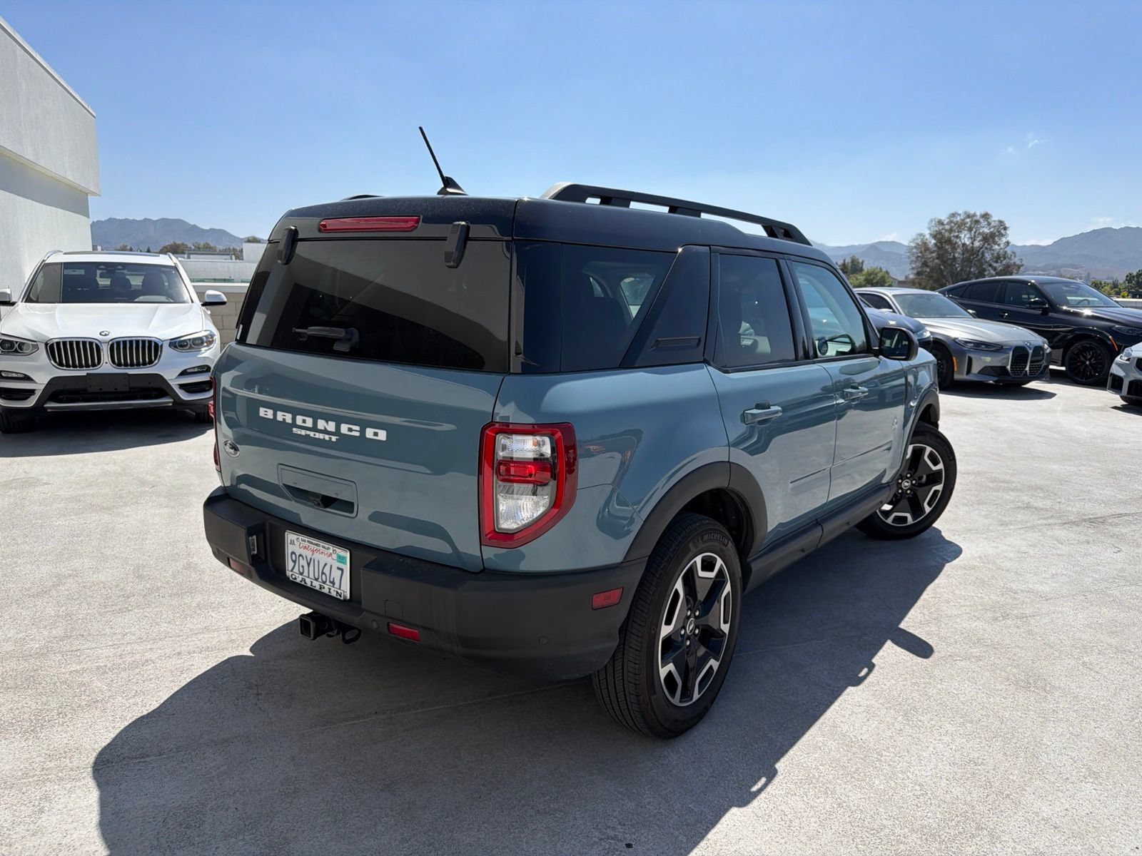 Used 2023 Ford Bronco Sport Outer Banks w/ Tech Package AWD/4WD image 4