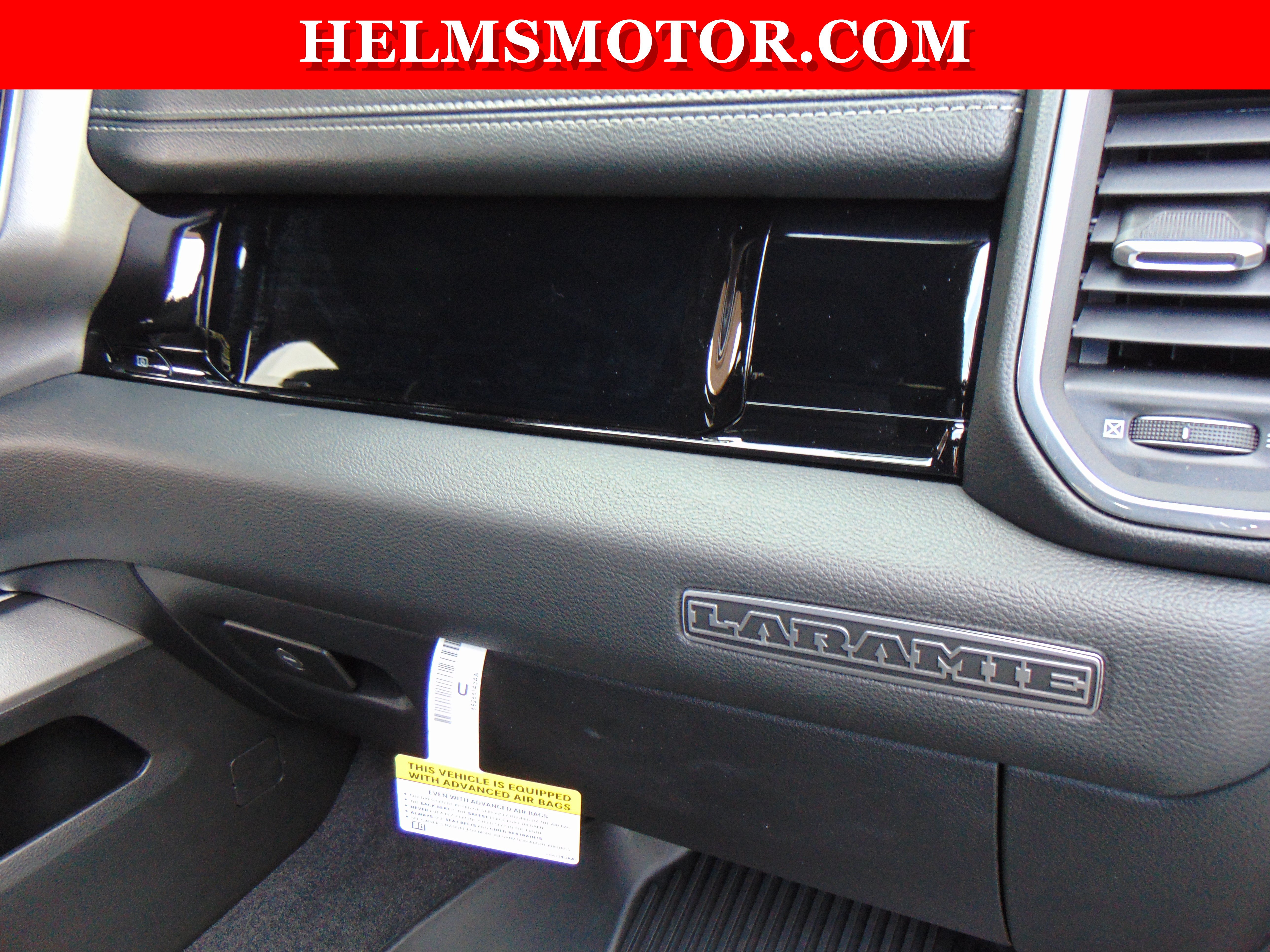 New 2026 RAM 1500 Laramie w/ Night Edition AWD/4WD image 40
